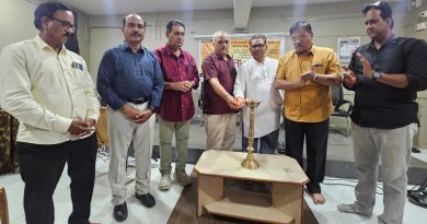 कराओकेमुळे नवीन गायक कलाकारांना व्यासपीठ