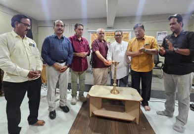 कराओकेमुळे नवीन गायक कलाकारांना व्यासपीठ