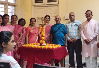 सुमनांजली  लाइव्ह मैफिलीला उत्स्फूर्त प्रतिसाद