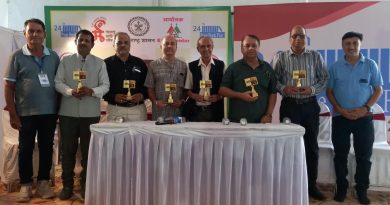 ‘चिंतन आणि अभ्यासाचा आधार असल्यास चित्रपट विषयक साहित्य टिकेल’